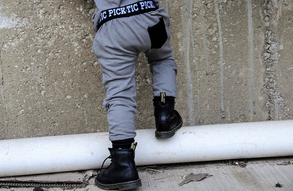 canadian-kids-boutique-rustic-pickle