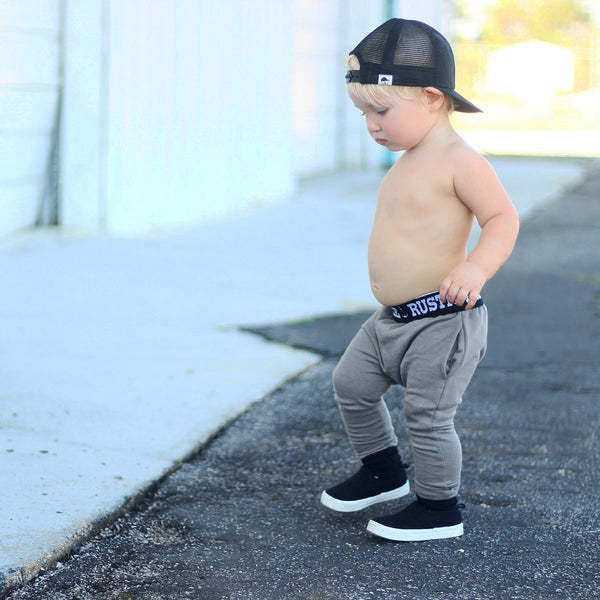 best-canadian-kids-clothes-rustic-pickle